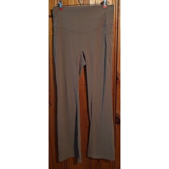 Halara women’s tan yoga high waisted wide leg with pockets size large - Picture 1 of 3